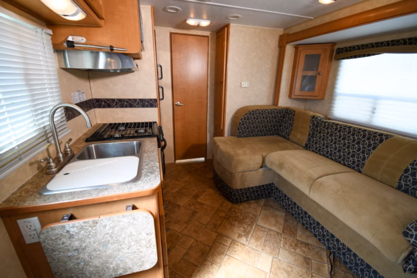 Easy-to-Tow 1-Slide Trailer w/ Camp Kitchen - Pending - Image 6