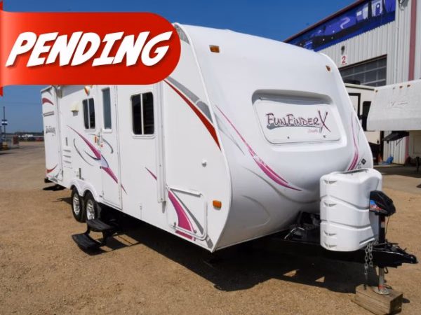 Easy-to-Tow 1-Slide Trailer w/ Camp Kitchen - Pending