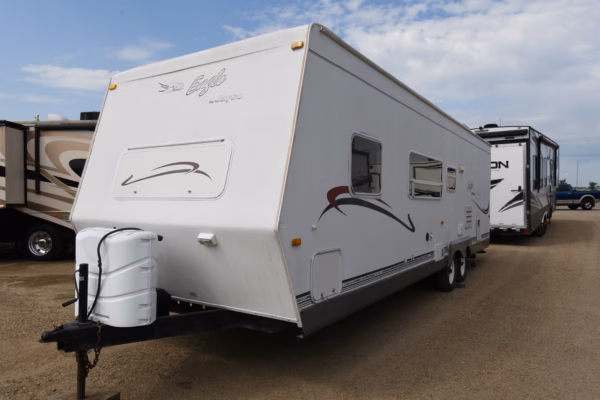 2002 Eagle 304