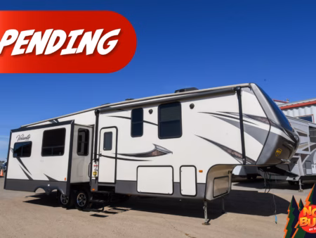 Sweeping Couples Fifth w/ Island & Lotsa Storage - Pending