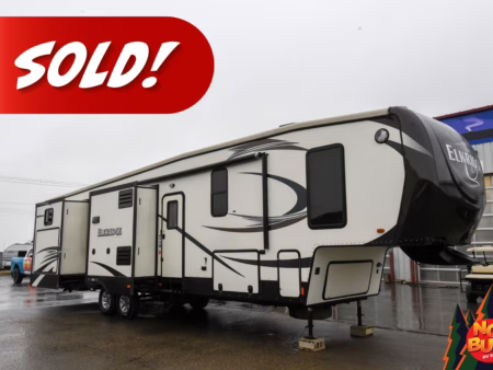 5-Slide Fifth w/ Bunkhouse & 2 Full Baths - SOLD