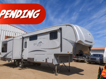 Roomy Fifth w/ Luxury Amenities - Pending