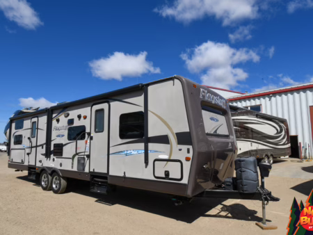 Rear Bunkhouse Travel Trailer w/ Camp Kitchen - $70/wk