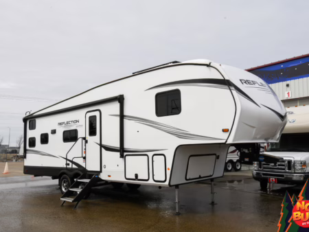 Modern Rear Bunk Fifth - $155/wk