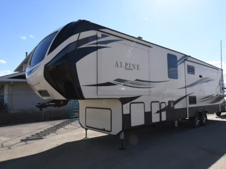 2019 Alpine 3650RL