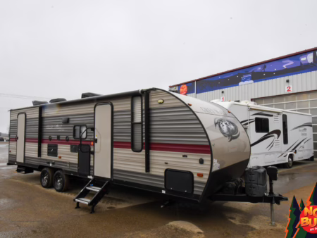 Dual Entry Towable w/ Rear Bunks - $86/wk