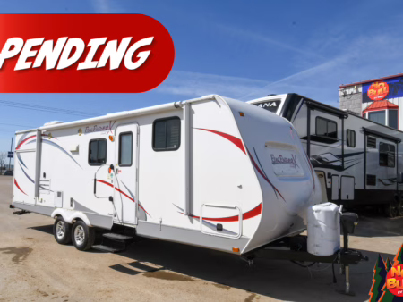 Spacious Easy-to-Tow Couples' w/ Camp Kitchen - Pending