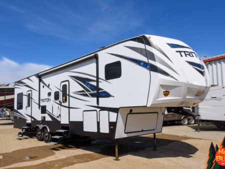 Dual Entry Toy Hauler Fifth w/ Electric Bunk - $236/wk