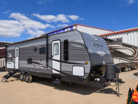 Dual Entry Rear Bunk Model Family Trailer - $94/wk
