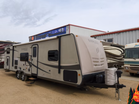 Single Slide Rear Bunk Easy-to-Tow Trailer - $68/wk