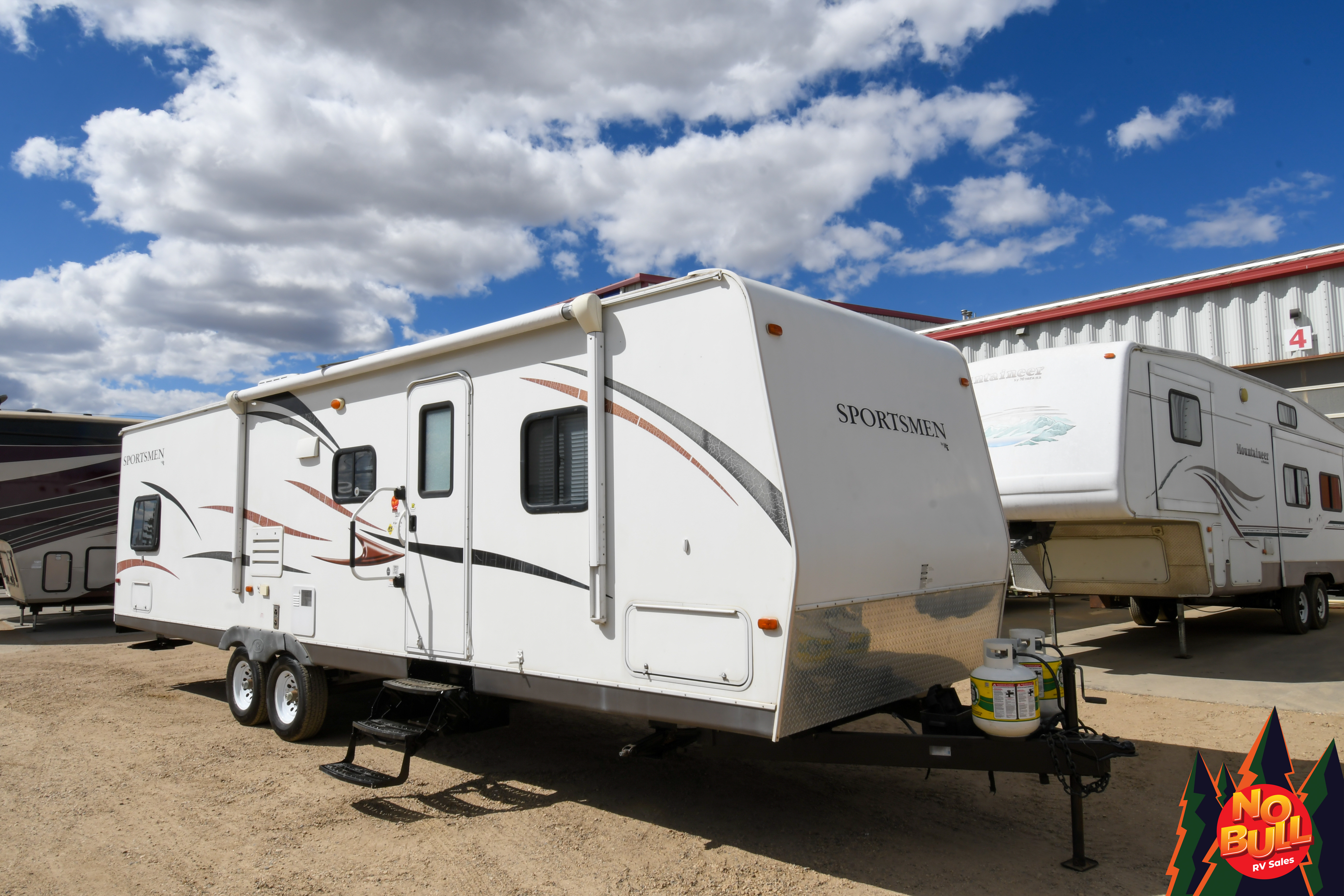 Well-Maintained Rear Bunkhouse Family Unit - $81/wk