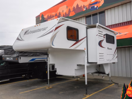 1-Slide Truck Camper Sleeps 4 - $98/wk
