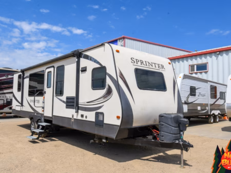 Rear Front Kitchen Towable w/ Double Slides - $99/wk