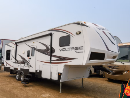 10-Foot Garage Dual Entry Toy Hauler 5th - $90/wk