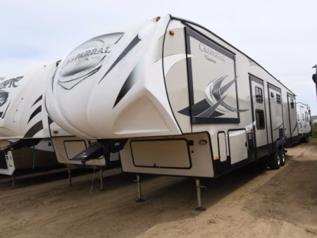 2018 Chaparral 371MBRB