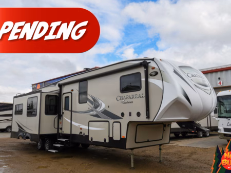 5-Slide Dual Entry & Bunkhouses Fifth Sleeps 11 - Pending