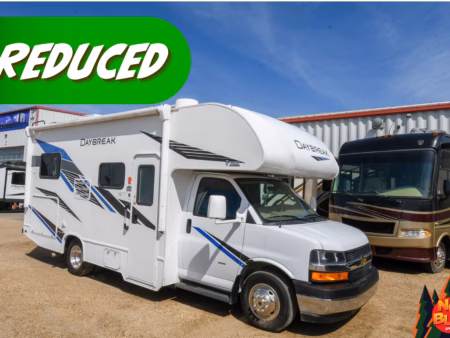 No-Slide Class C w/ Over-Cab Loft Bunk - $157/wk—ON SALE