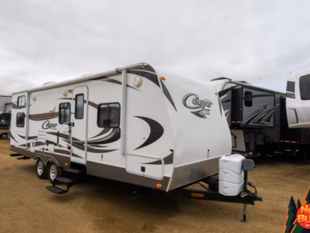 Rear Bunk Bumper Pull Sleeps up to 8 - $65/wk