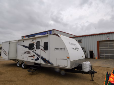 Rear Bunk Model Bumper Pull Sleeps 8 - $62/wk