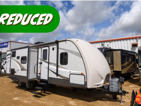 Rear Bathroom Couples' Bumper Pull Sleeps 6 - $62/wk—ON SALE