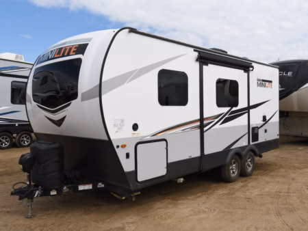 2022 Rockwood Mini Lite 2205S