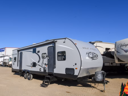 Dual Entry Toy Hauler Bumper Pull w/ Bunks - $106/wk