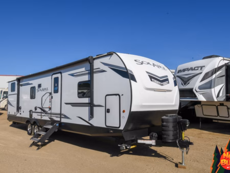 Rear Bunkhouse Travel Trailer Sleeps 10 - $124/wk