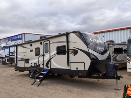 Bumper Pull w/ Rear Bunks Sleeps 8 - $102/wk